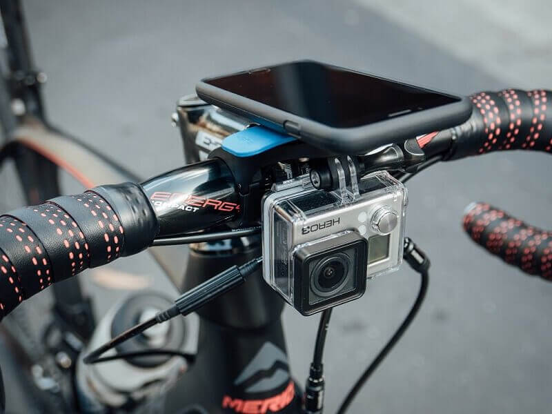 Quad Lock, le support vélo qui sécurise votre téléphone - Elegance Bike